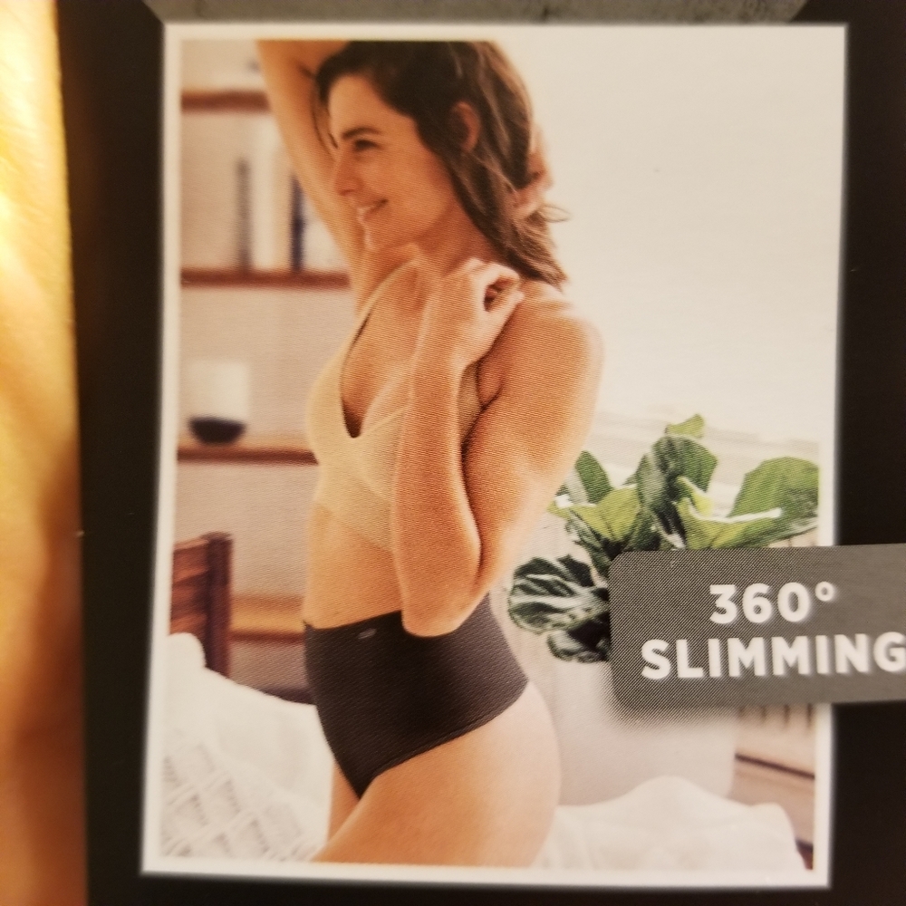 NWT Jockey Generation Seamfree Thong